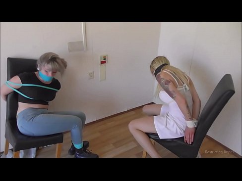 ❤️ Süchtig / gefesselt und geknebelt / Jungfrau in Nöten ❤️ Super sex bei de.fulldesisex.ru