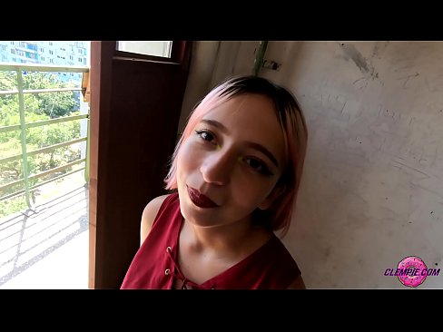 ❤️ Studentin saugt einen Fremden im Outback - Sperma auf seinem Gesicht ❤️ Super sex bei de.fulldesisex.ru
